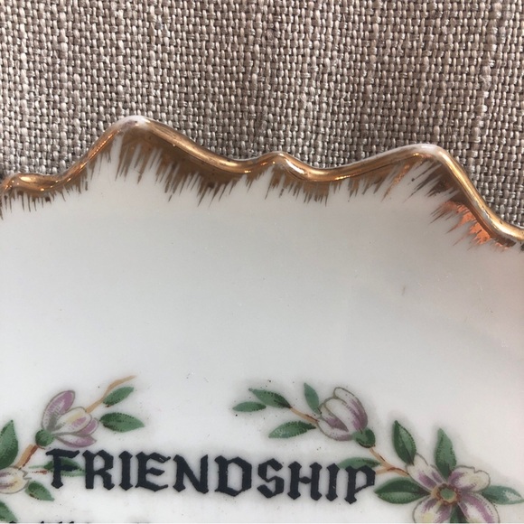 Vintage Norcrest Japan Friendship Plate Floral , with gold trim. - Picture 3 of 6